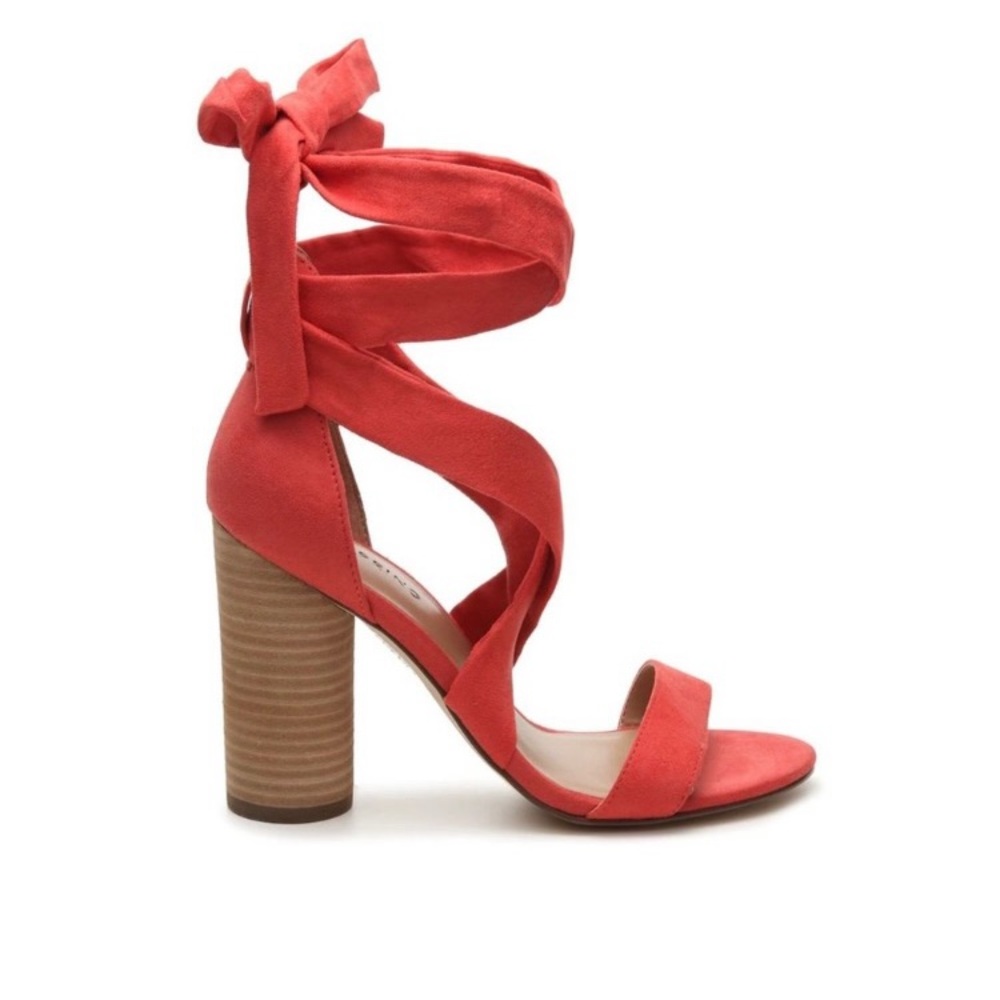 NWT Call it Spring Orange heels size 6